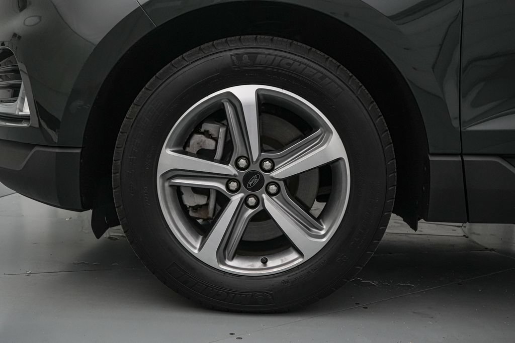 Certified 2023 Ford Edge SEL w/ Convenience Package AWD/4WD image 10