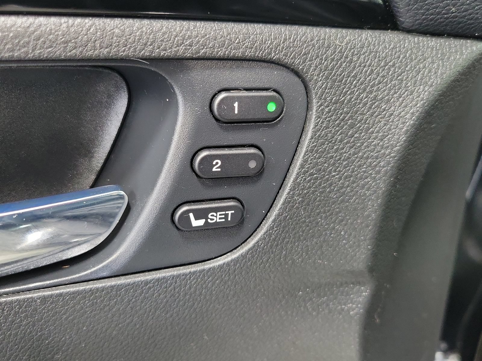 Used 2020 Honda Pilot Elite image 12