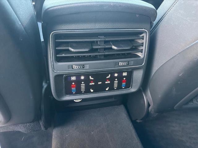 Used 2019 Audi Q8 Prestige image 11