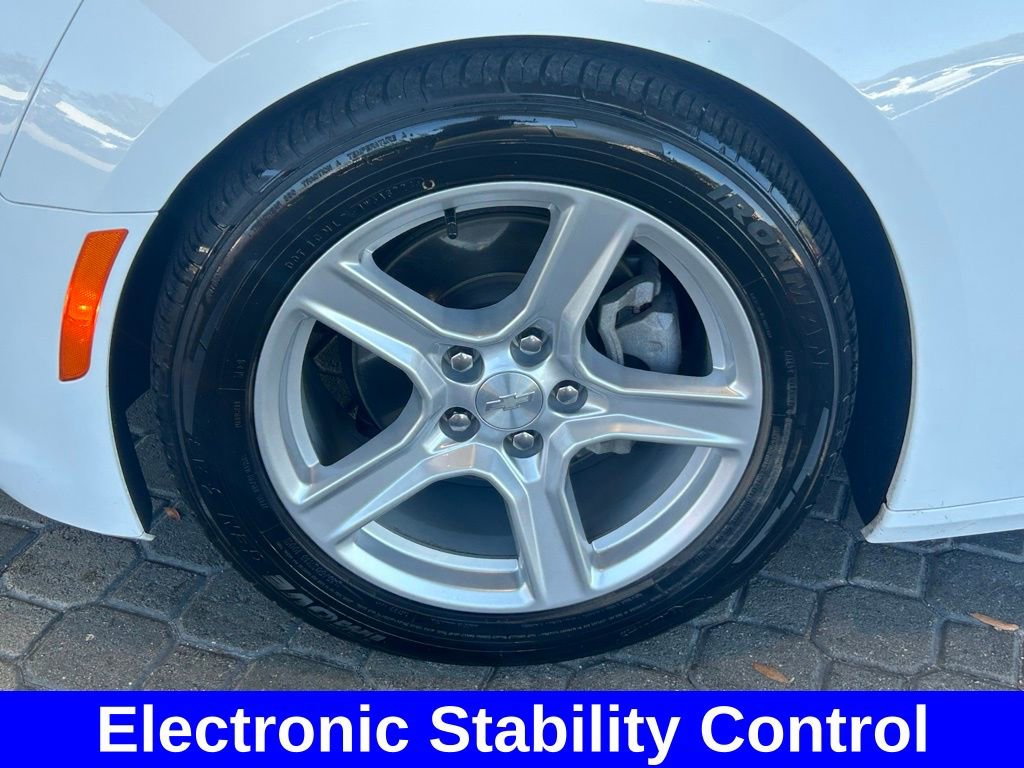 Used 2023 Chevrolet Camaro LT image 17