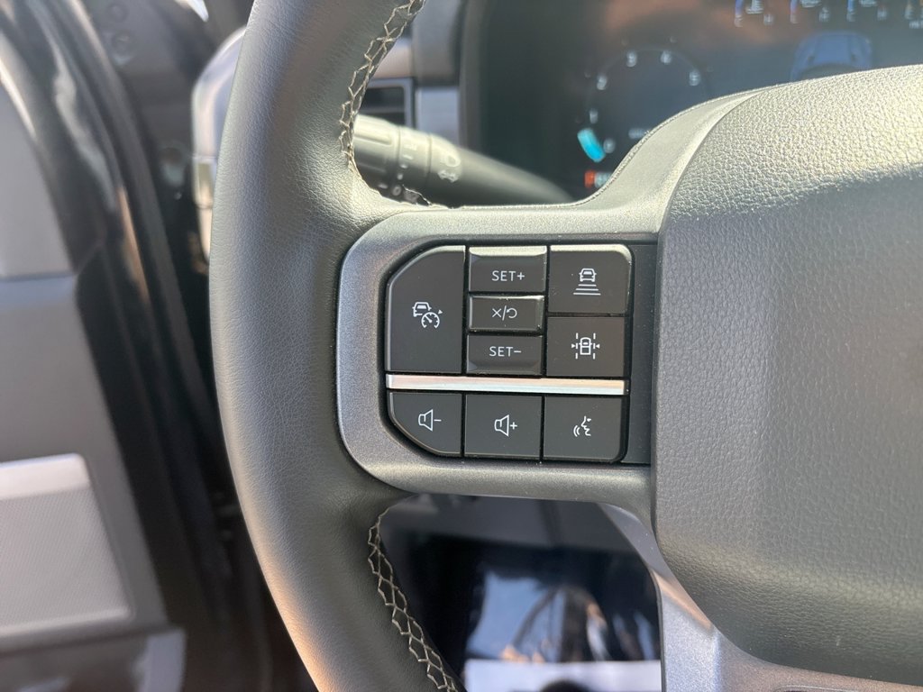 Certified 2025 Ford F150 Lariat AWD/4WD image 33