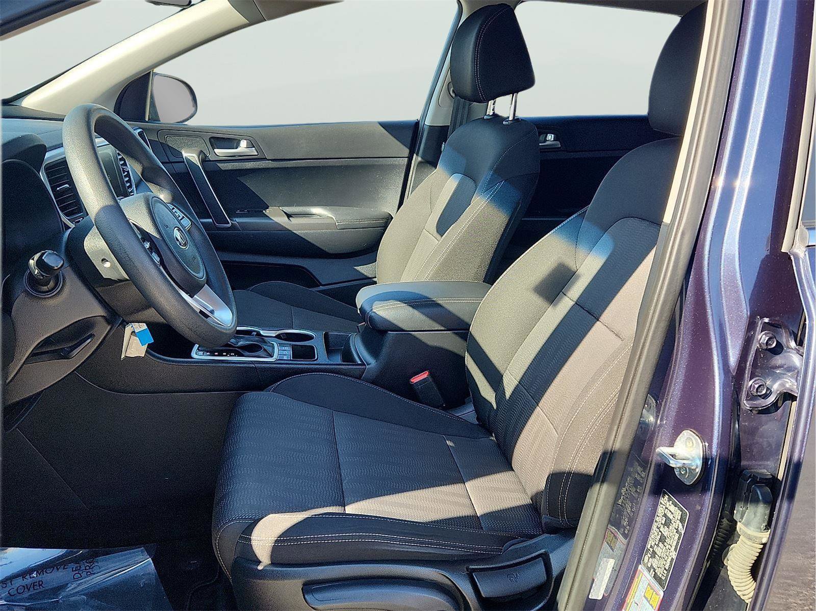 Used 2021 Kia Sportage LX image 13