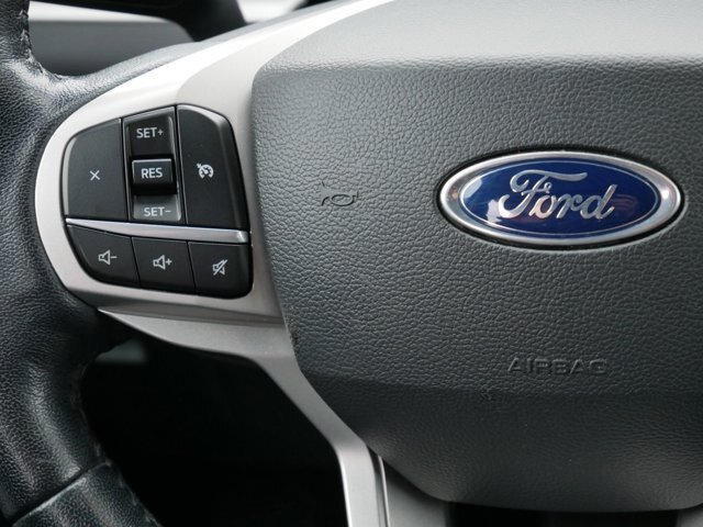 Certified 2022 Ford Explorer XLT w/ Equipment Group 202A AWD/4WD image 19