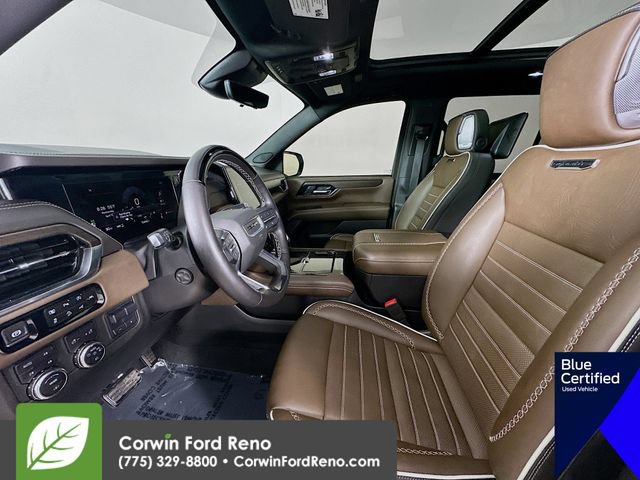 Used 2025 GMC Yukon Denali Ultimate AWD/4WD image 25