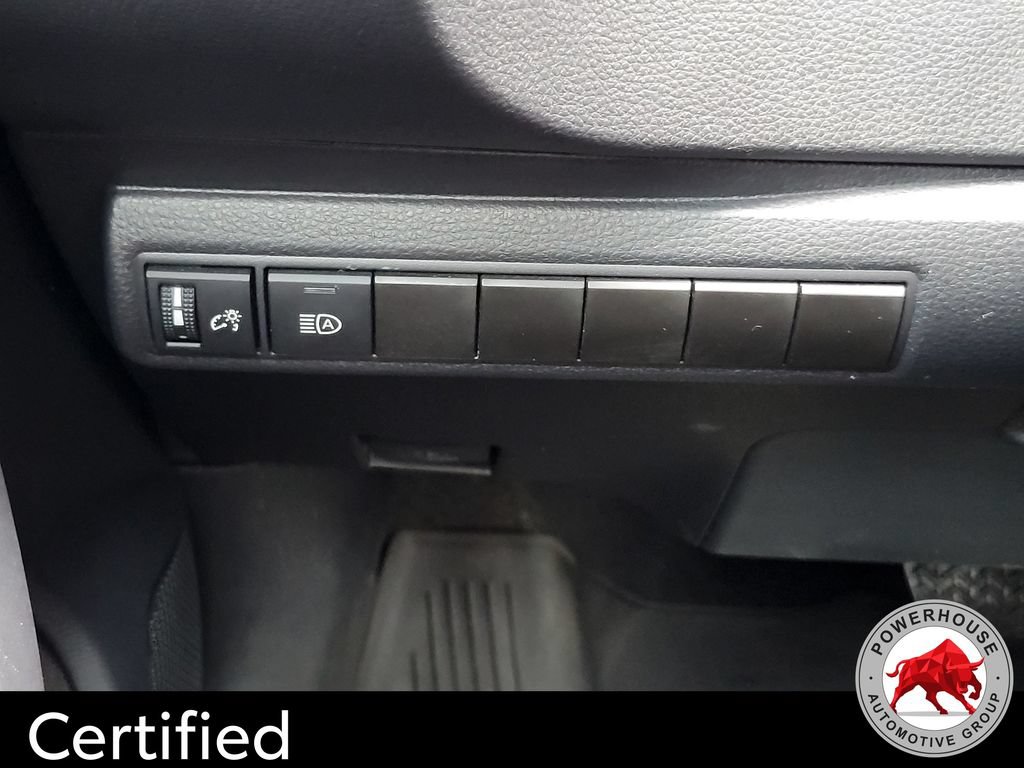 Used 2025 Toyota Corolla LE FWD image 26