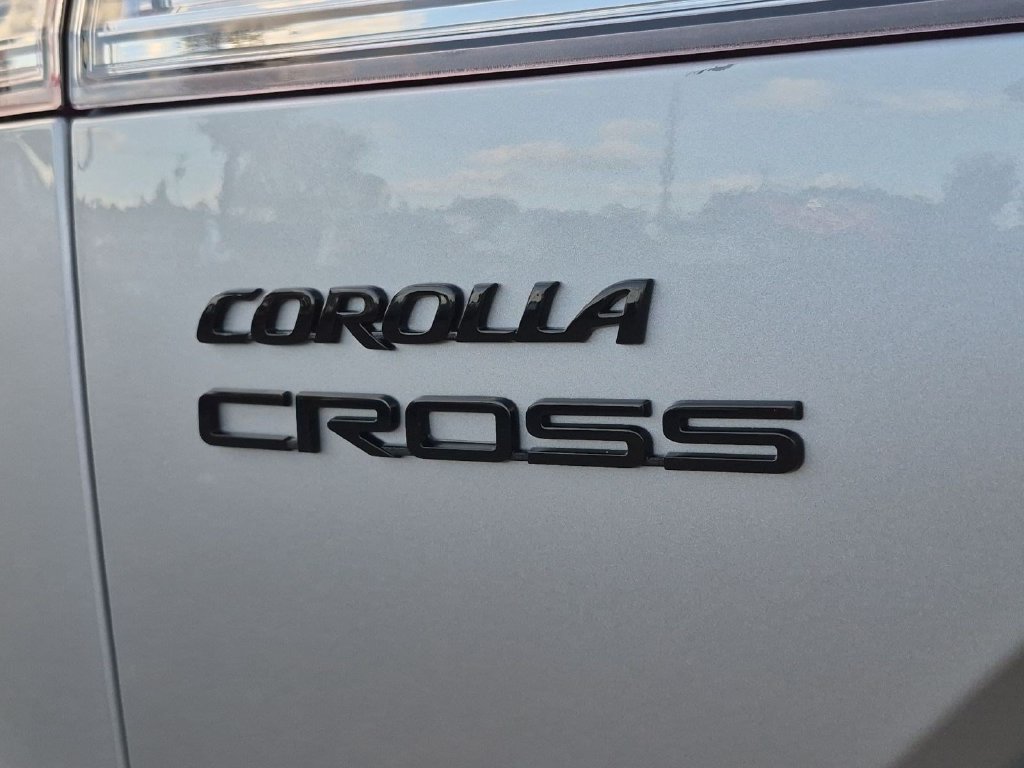 Used 2025 Toyota Corolla Cross AWD Hybrid image 26