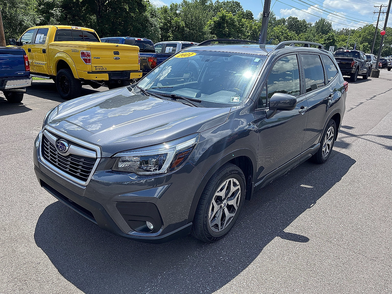 Used 2021 Subaru Forester Premium w/ Popular Package #1 AWD/4WD image 3