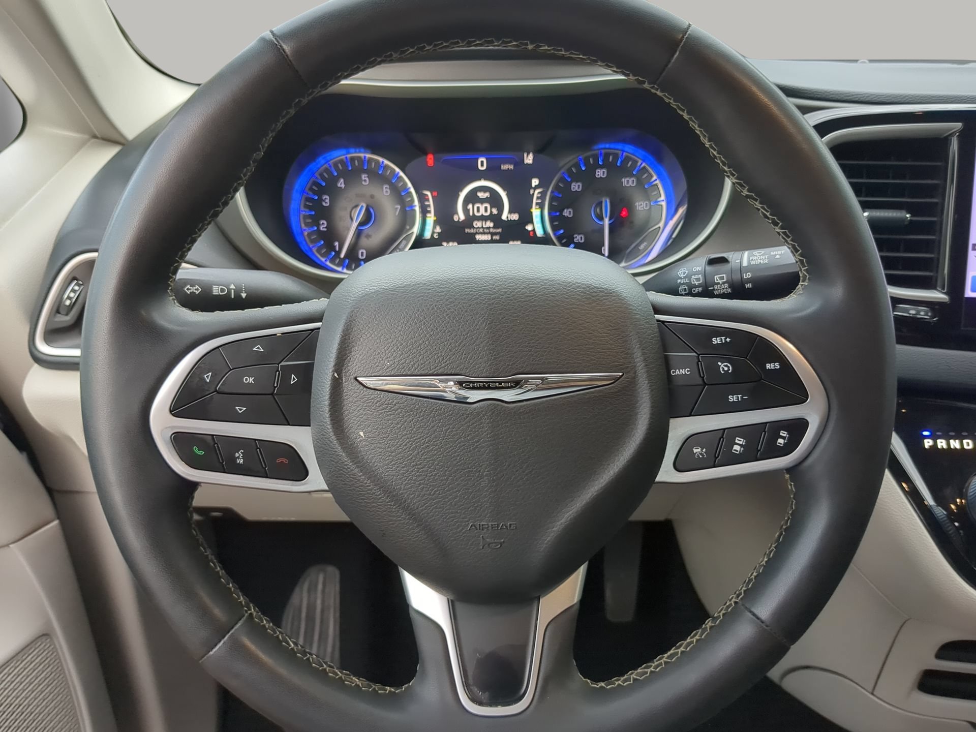 Used 2022 Chrysler Pacifica Touring-L FWD image 66