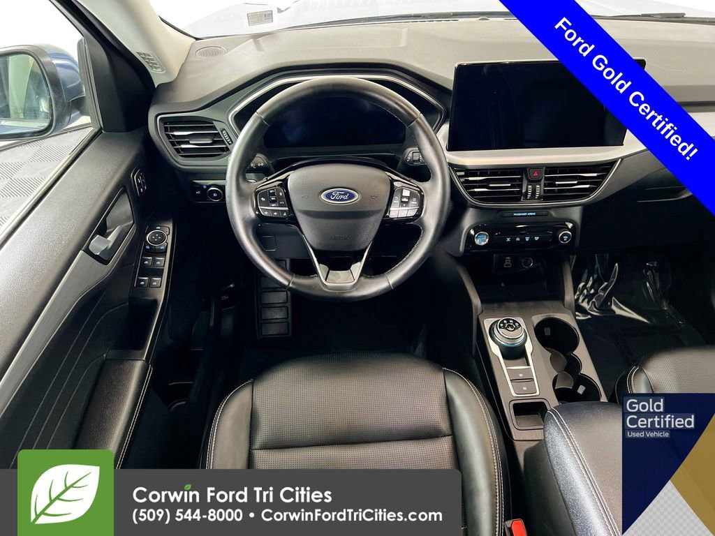Certified 2025 Ford Escape Platinum image 26