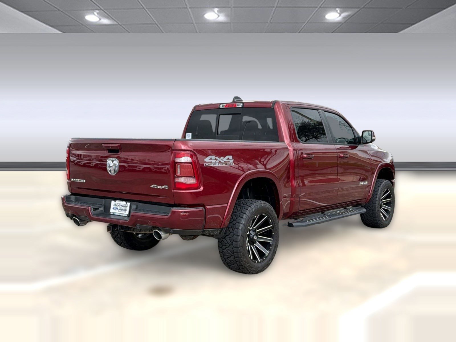 Used 2019 RAM 1500 Laramie w/ Sport Appearance Package image 3