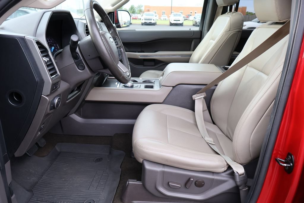 Certified 2021 Ford Expedition XLT RWD image 32