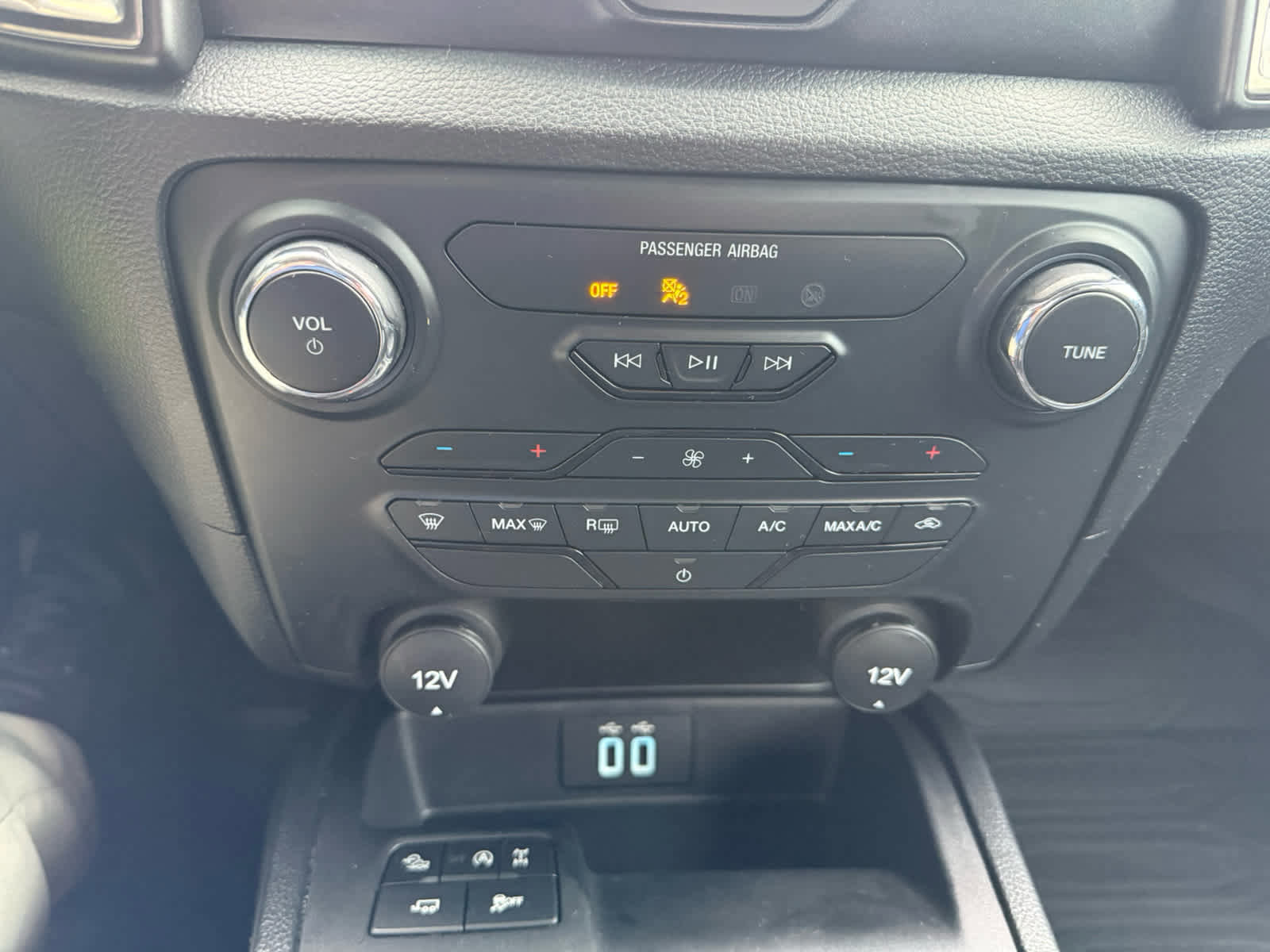 Certified 2022 Ford Ranger XLT w/ Tremor Off-Road Package image 21