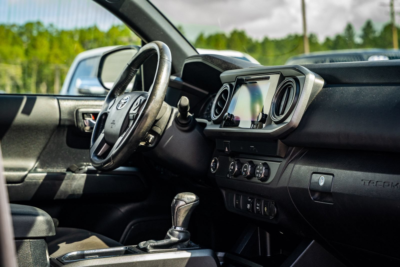 Used 2019 Toyota Tacoma TRD Sport RWD image 12