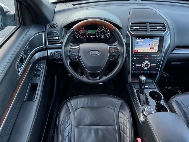 Certified 2018 Ford Explorer Platinum AWD/4WD image 13