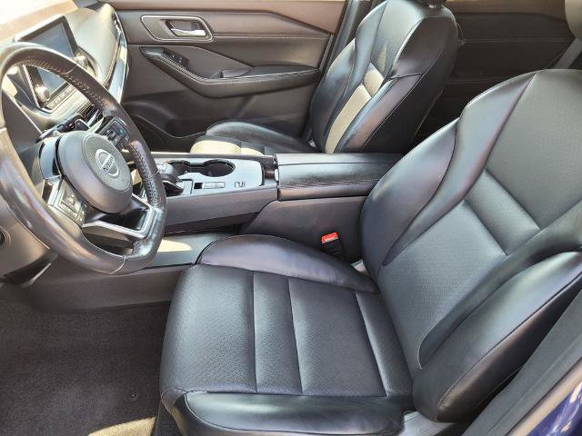 Used 2021 Nissan Rogue SV w/ Premium Package FWD image 16