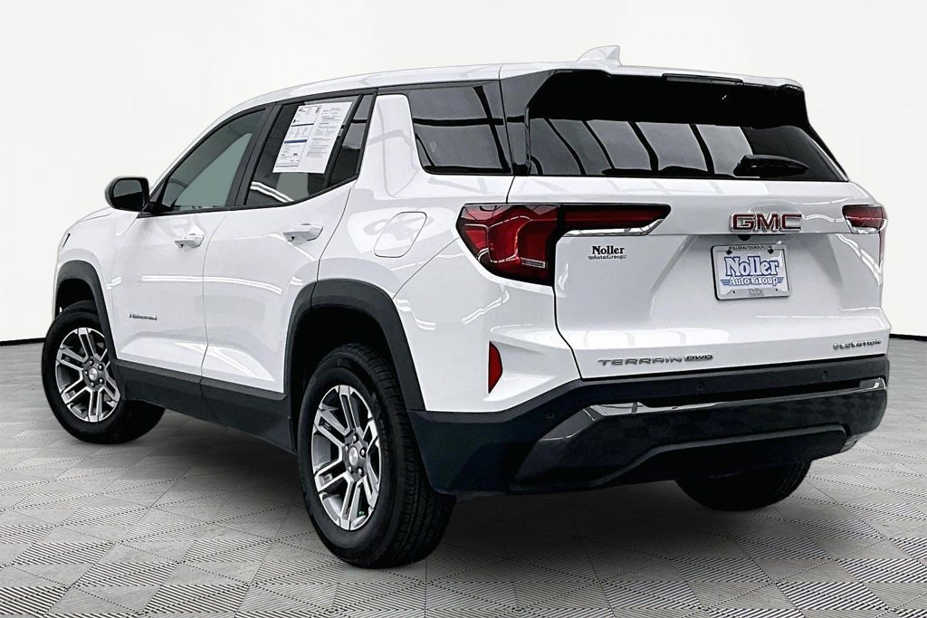 Used 2026 GMC Terrain Elevation AWD/4WD image 13