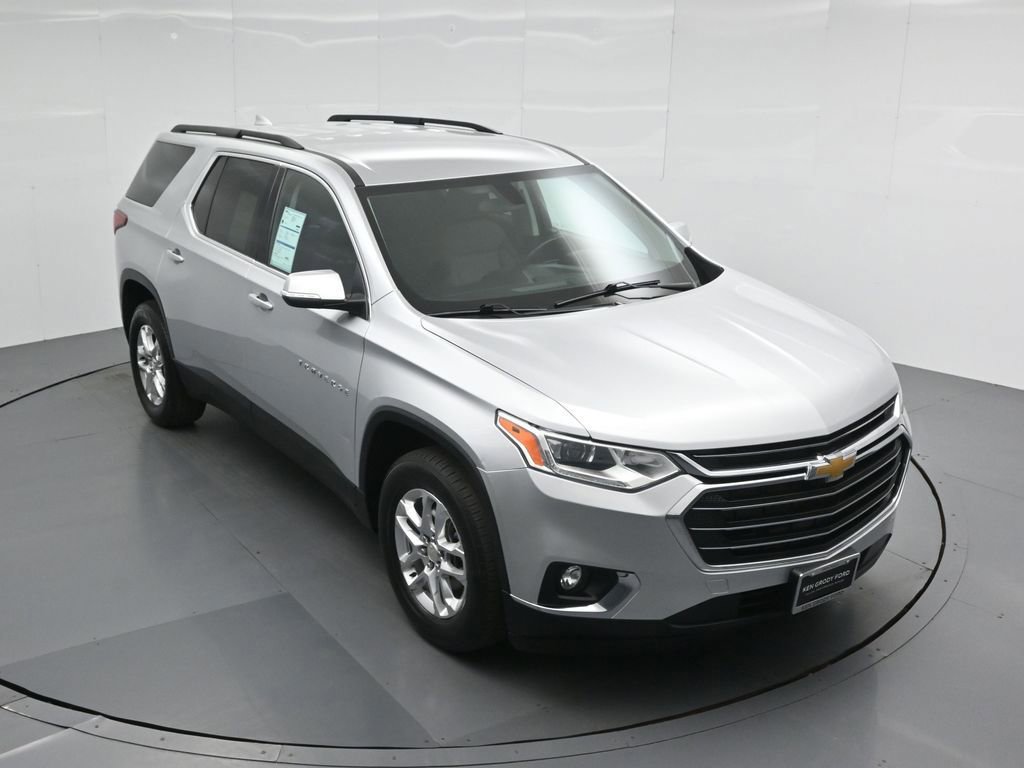 Used 2021 Chevrolet Traverse LT image 4