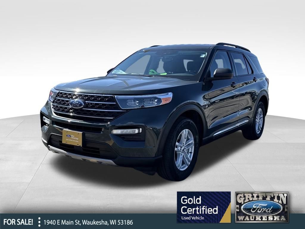 Certified 2023 Ford Explorer XLT w/ Equipment Group 202A image 4