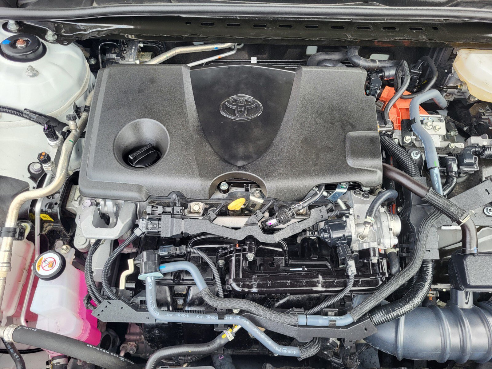 Used 2025 Toyota Camry SE FWD image 32