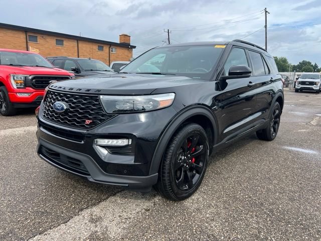 Certified 2024 Ford Explorer ST w/ Equipment Group 401A AWD/4WD image 31