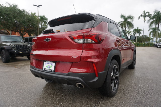Used 2021 Chevrolet TrailBlazer RS w/ Sun and Liftgate Package FWD image 7