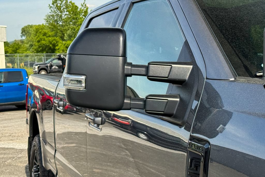 Certified 2022 Ford F350 Lariat w/ Black Appearance Package AWD/4WD image 12
