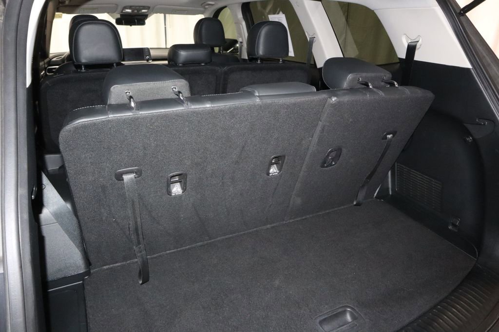 Used 2020 Kia Telluride S w/ S 8 Passenger Seating Package image 18