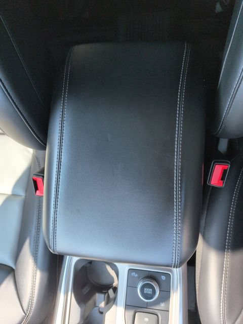 Certified 2023 Ford Explorer XLT w/ Equipment Group 202A AWD/4WD image 45