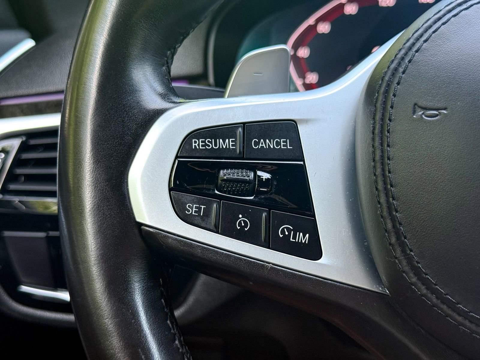 Used 2021 BMW 530i xDrive w/ M Sport Package AWD/4WD image 37
