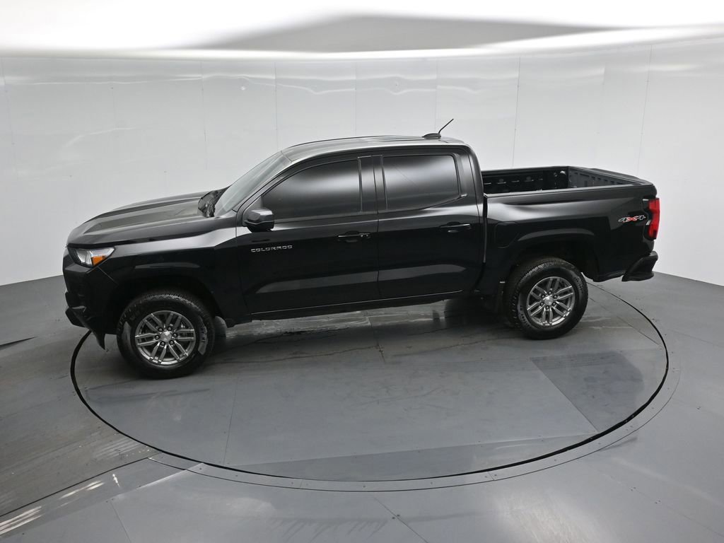 Used 2023 Chevrolet Colorado LT w/ LT Convenience Package image 23