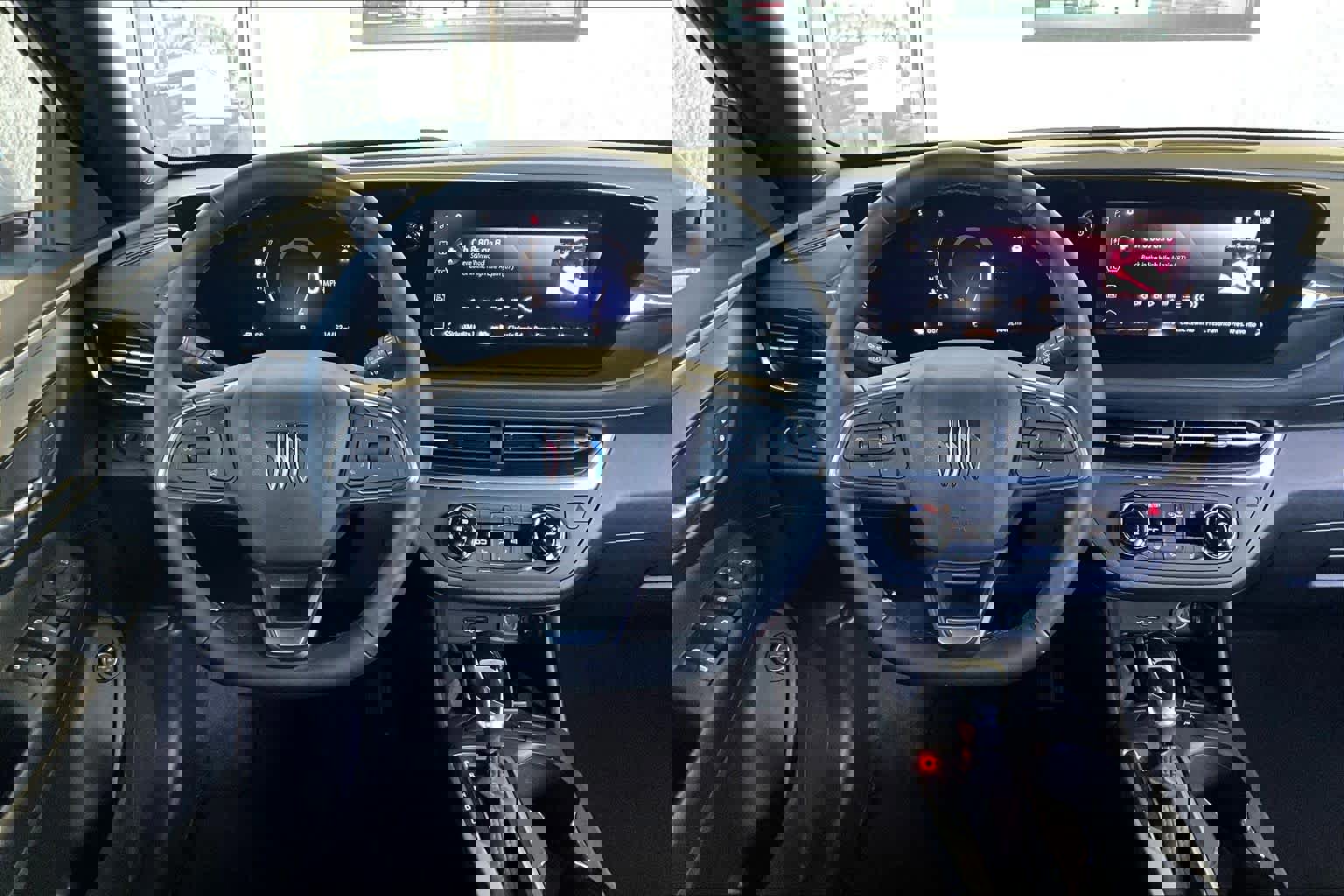 Used 2025 Buick Envista Preferred w/ Convenience I Package image 7