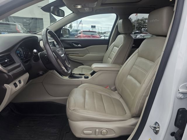 Used 2017 GMC Acadia Denali w/ Technology Package image 12