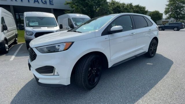 Certified 2024 Ford Edge ST-Line AWD/4WD image 6