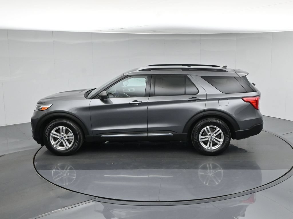 Certified 2021 Ford Explorer XLT RWD image 49