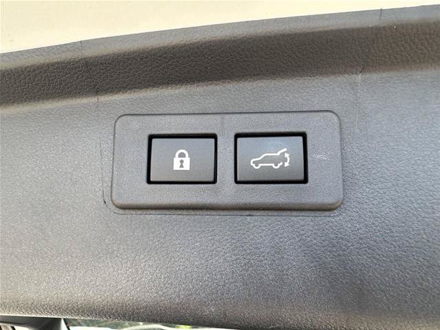 Used 2025 Subaru Outback Onyx Edition AWD/4WD image 11