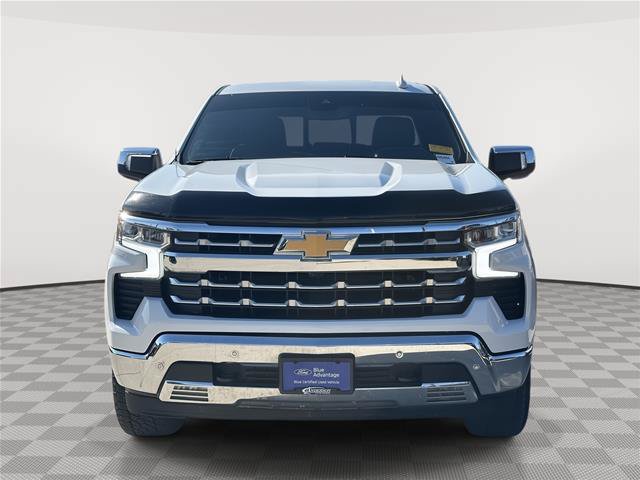 Used 2023 Chevrolet Silverado 1500 LTZ AWD/4WD image 4