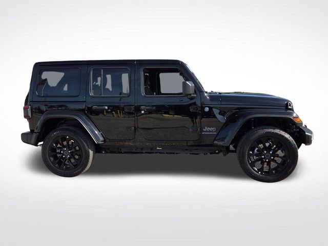 Used 2025 Jeep Wrangler Unlimited Sahara w/ Safety Group AWD/4WD image 10
