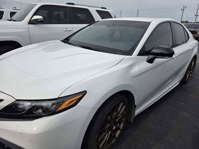 Used 2023 Toyota Camry SE w/ Convenience Package AWD/4WD image 4