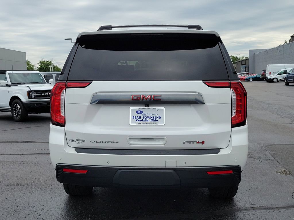 Used 2021 GMC Yukon XL AT4 w/ AT4 Premium Package AWD/4WD image 5