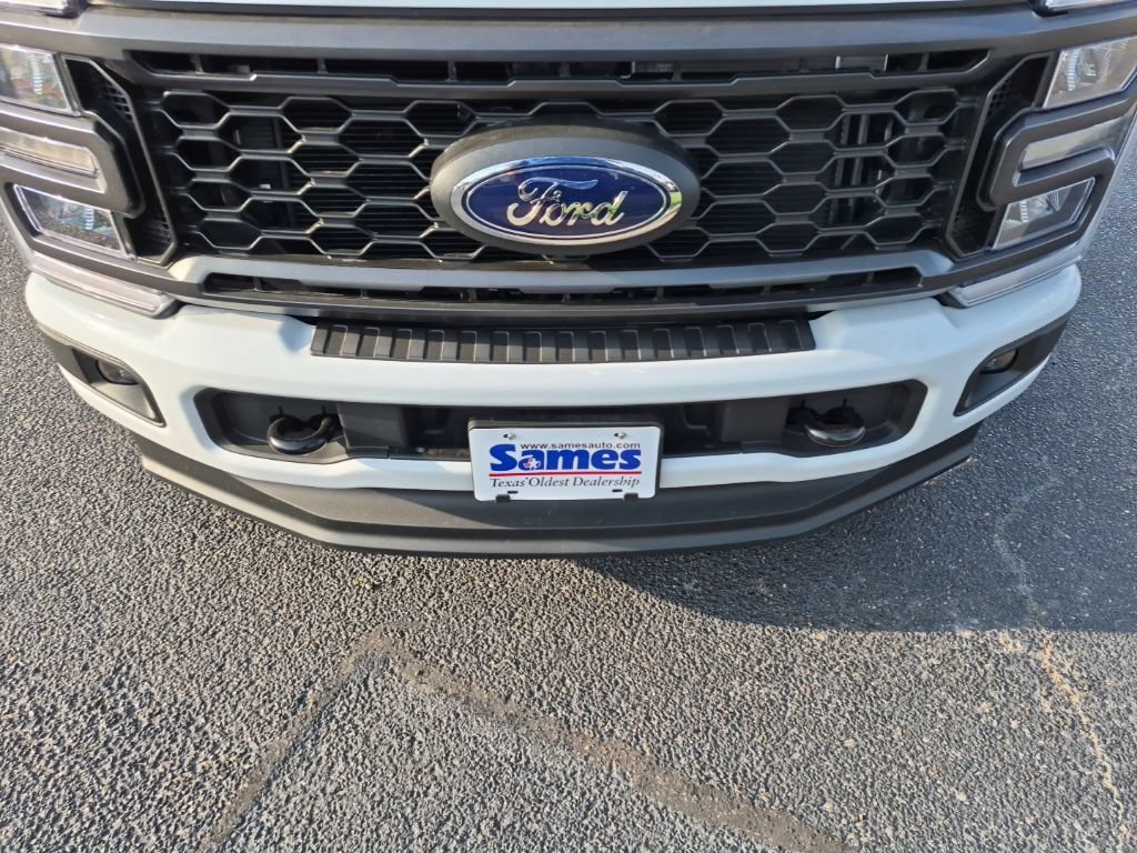 Certified 2026 Ford F250 XL w/ STX Appearance Package AWD/4WD image 9