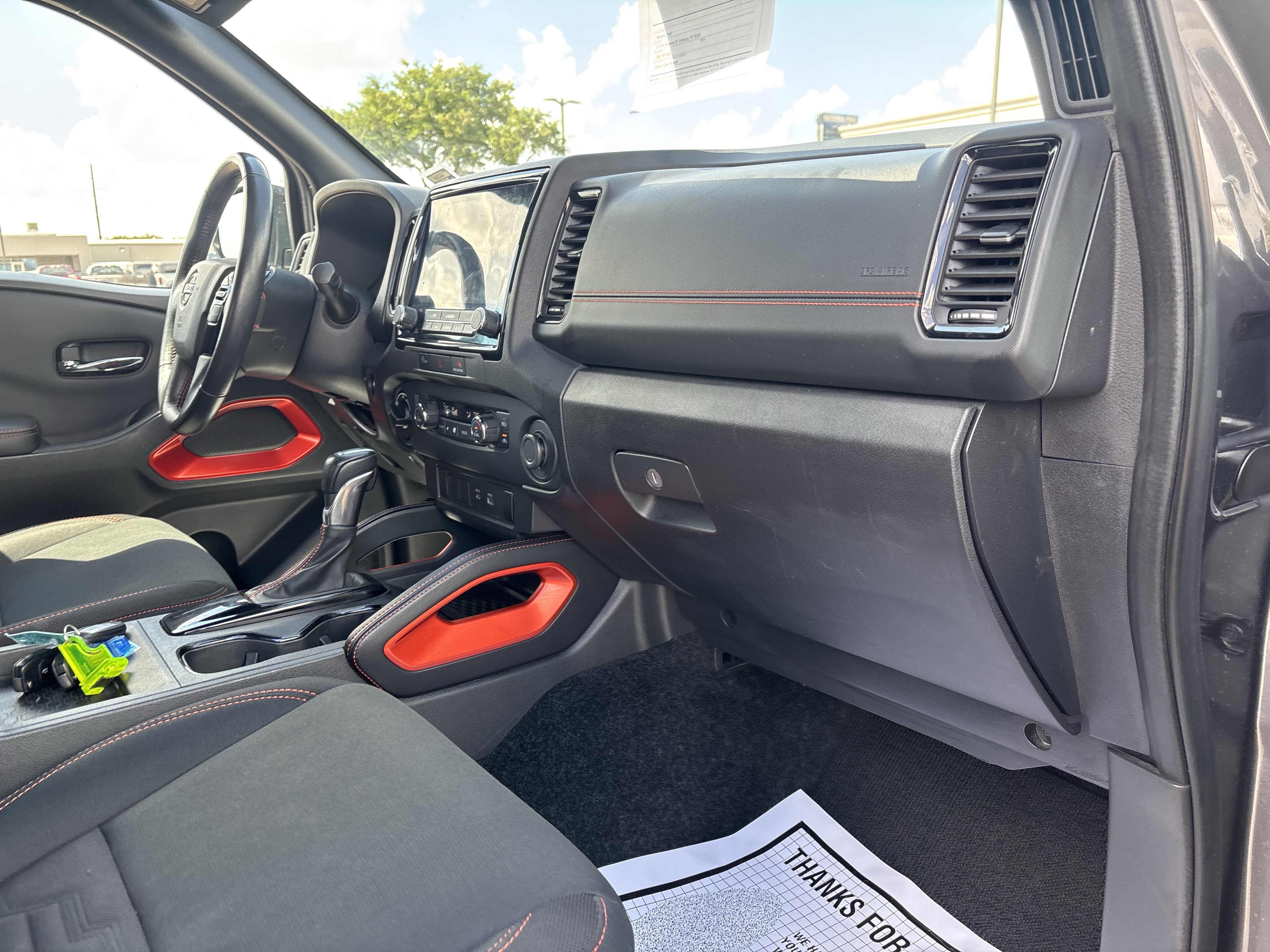 Used 2024 Nissan Frontier PRO-4X AWD/4WD image 25