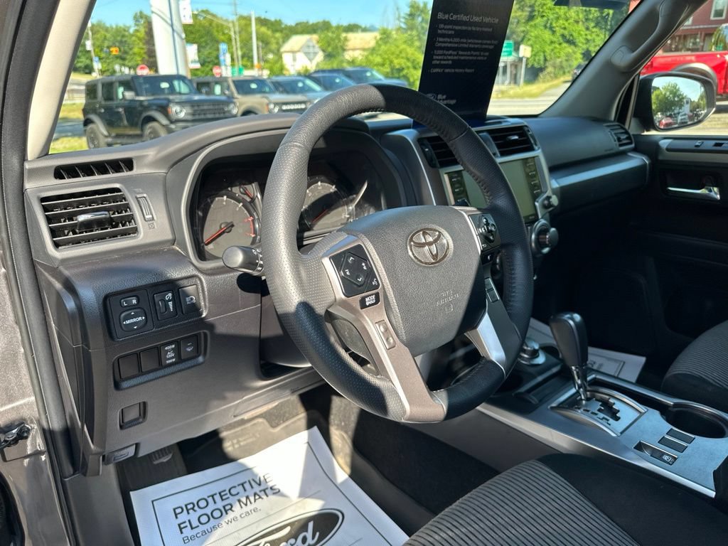 Used 2023 Toyota 4Runner SR5 AWD/4WD image 13