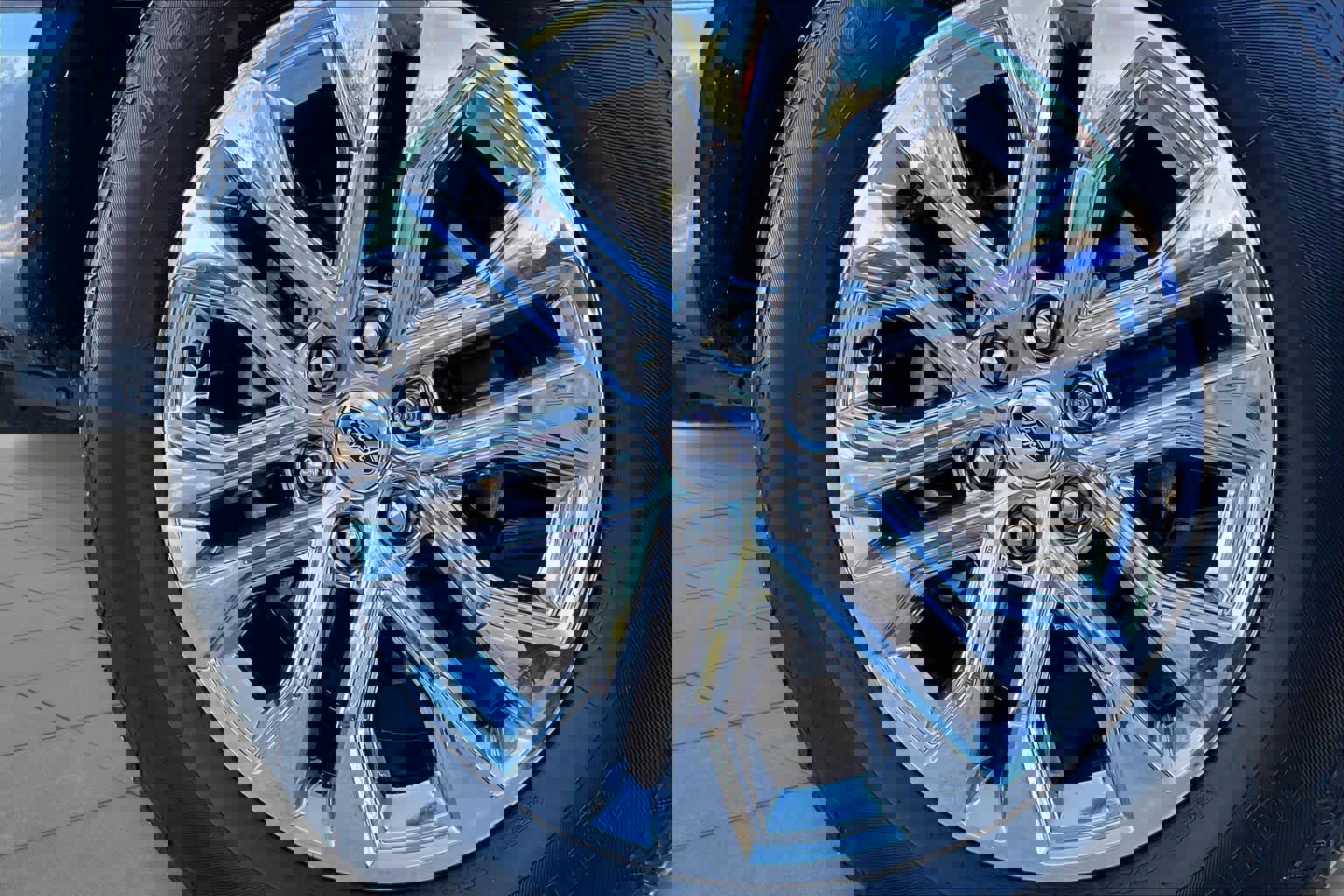 Certified 2025 Ford F150 Lariat w/ Equipment Group 501A Mid image 13