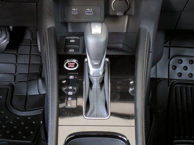 Used 2024 Nissan Kicks SV image 16