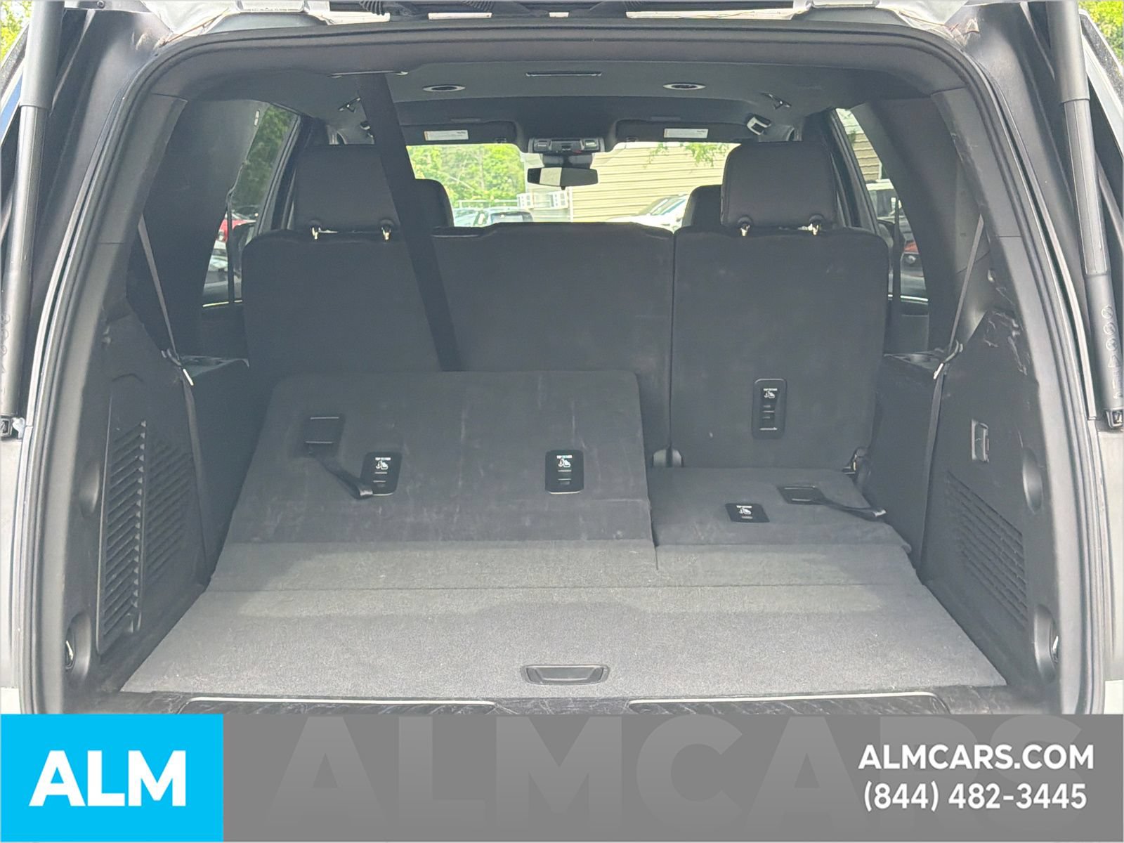 Used 2025 Chevrolet Tahoe LT AWD/4WD image 21