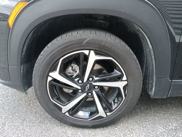 Used 2022 Chevrolet TrailBlazer RS w/ Sun and Liftgate Package image 10