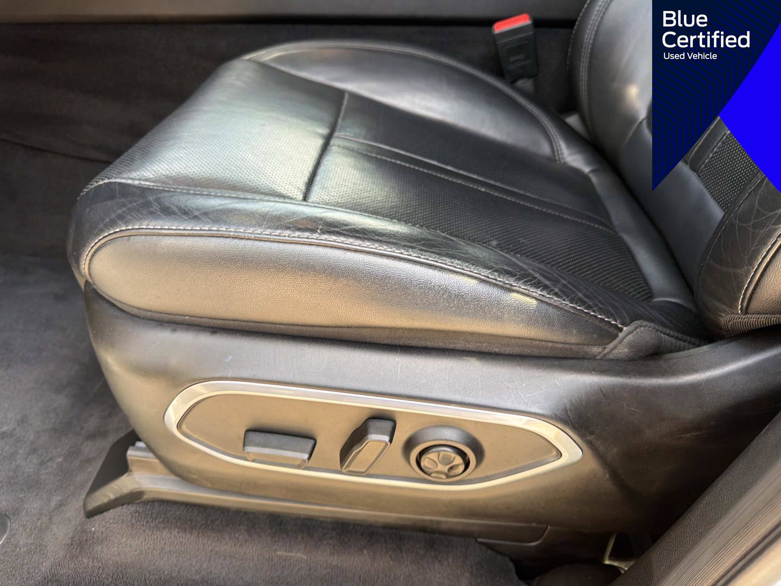 Used 2024 Jeep Wagoneer L 4WD image 23