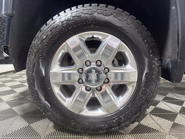 Used 2020 Chevrolet Silverado 2500 LTZ w/ LTZ Plus Package AWD/4WD image 10