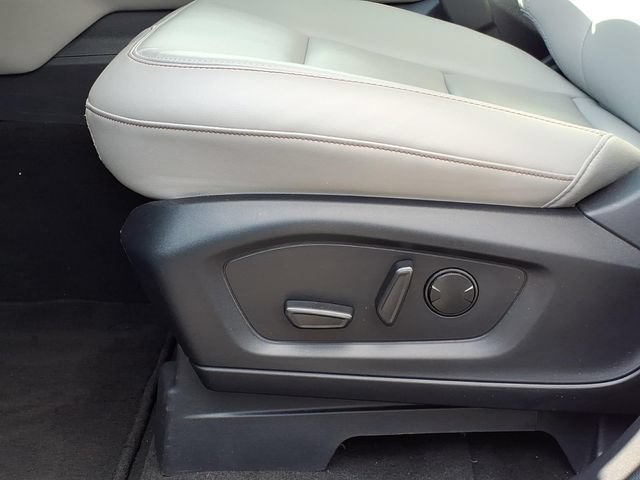 Certified 2026 Ford Explorer Active w/ Active Comfort Package AWD/4WD image 18