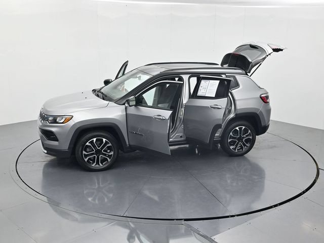 Used 2023 Jeep Compass Limited AWD/4WD image 50